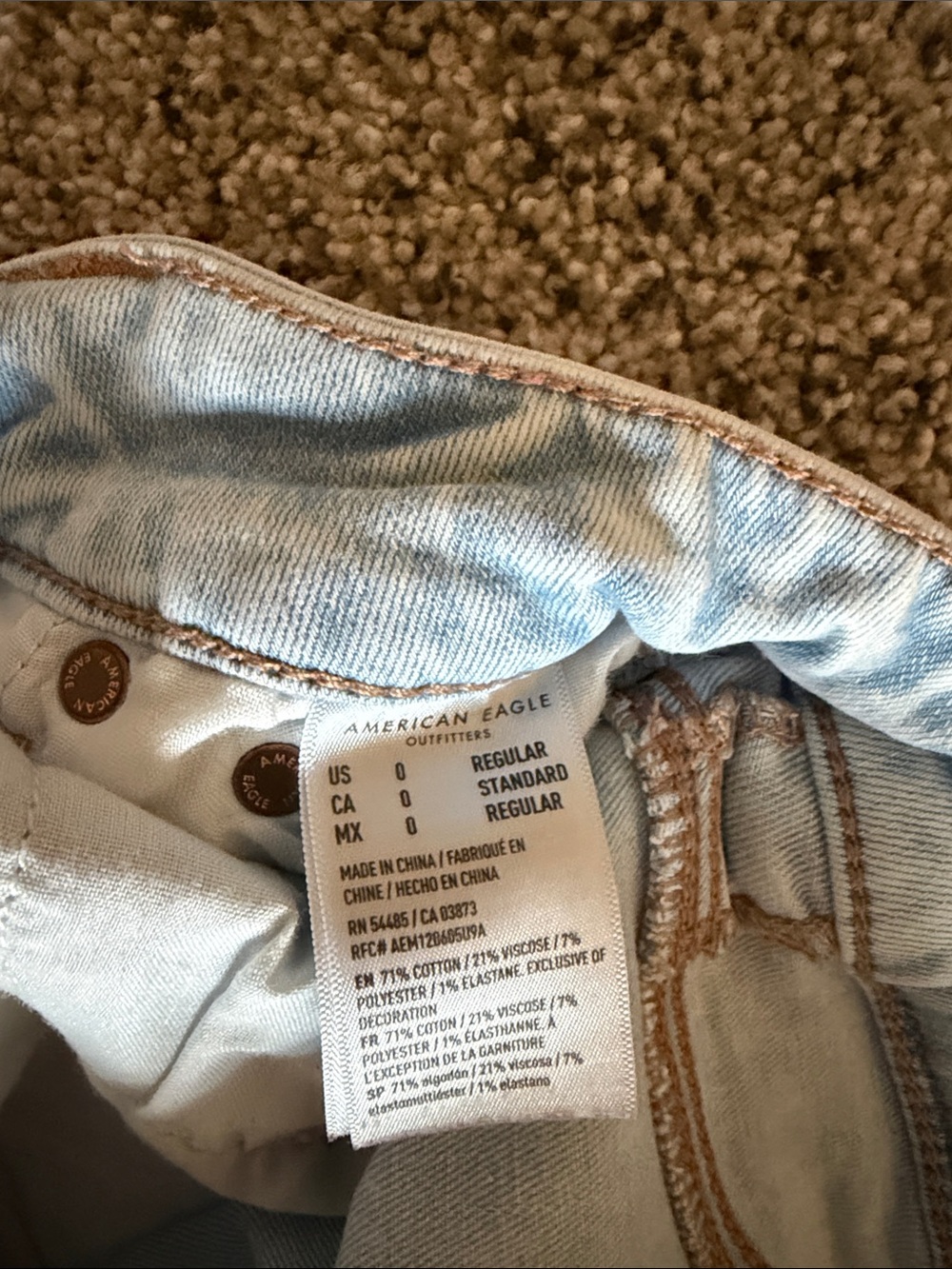 American Eagle Outfitters Light Blue Flare Jeans - Picture 7 of 7
